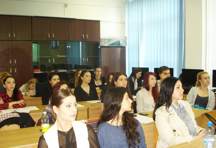 sesiune de comunicari stiintifice 1.jpg